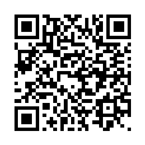 两股旋转的风暴以林铭的双眼为轴心二维码生成