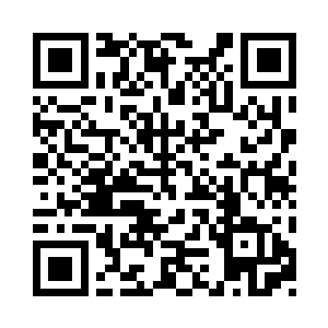 两道太极图便与那两人狠狠碰撞在了一起二维码生成