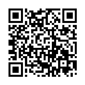 两道秀眉下是一双大双眼皮的乌黑眼眸二维码生成