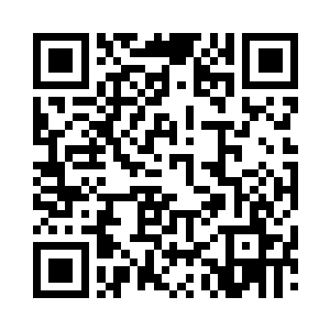 两颗顽皮的小葡萄已经印在军用短袖上面了二维码生成