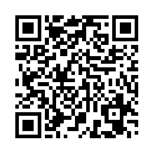 严默一行人到此时已经不打算掩饰行踪二维码生成