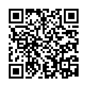 严默施施然地从地上那些战士身上跨过二维码生成