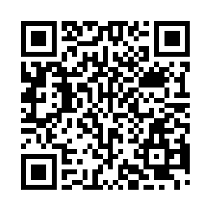 丫鬟和小斯们忙里忙出的正将东西往偏房里搬二维码生成