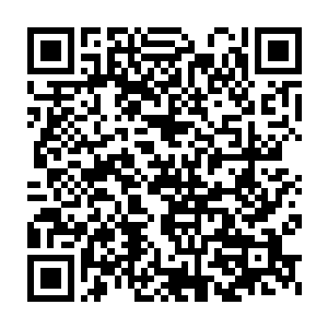 中国的球迷们用他们所能想到的一切方式来表达他们对荣光的热爱二维码生成