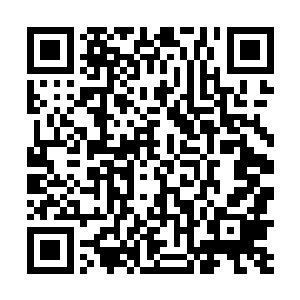 中年听后却是准备起身想要到门外看看究竟发生了什么二维码生成