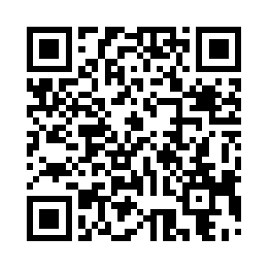 丰腴的身材在这件束腰羊绒大衣的衬托下二维码生成