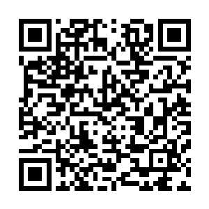 临危受命的波阳湖守将佯装斩杀立誓死战不退的同僚杜建康二维码生成