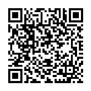 为此有可能他一年的工资还不够她的学费自己还要额外的贴二维码生成