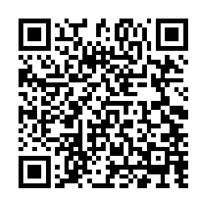 为的就是想用这三只小兔向大家证明她的特效药是管用的二维码生成