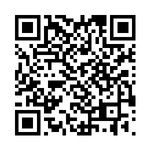 为首的是一名与慕容云乱面容相差不多二维码生成