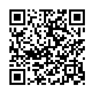 为首的那名头领看了一眼被轰出大洞的墙壁二维码生成