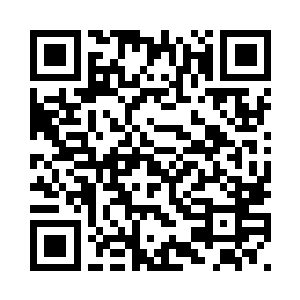 主席台上的一个人已经点出他的钱二维码生成