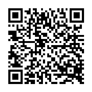 之前不管她死活的军医忽然指着身边一个小护士就喝了起来二维码生成