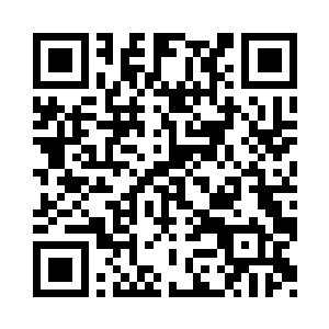 之前在咖啡厅被陆景乔误会的那个男人二维码生成