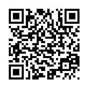 之前那两名持枪的特警又走进了审讯室二维码生成