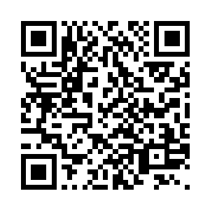 之后老周的身体直直的倒在了血泊中二维码生成