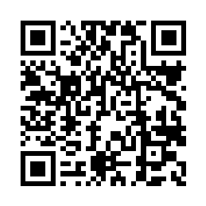 乔安娜看了看安静地睡在婴儿车里的女儿二维码生成