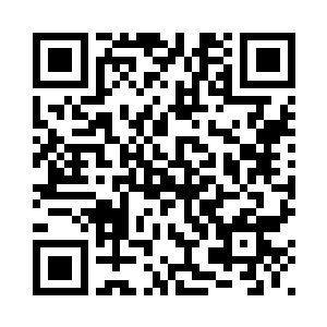 乔荞身上的衣服出门自己也没注意二维码生成