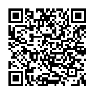 九凰修长的双腿紧紧贴着风清扬的腰而不断上行二维码生成