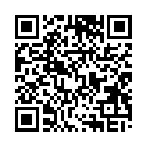 九天之上的光明神一如既往的注视着少年二维码生成