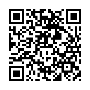 也不知道从什么地方掏出来一盒小雪茄来二维码生成