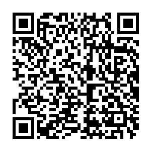 也不知道她将秦方刚才的动作自行脑补成什么模样了……估计秦方要是知道的话二维码生成