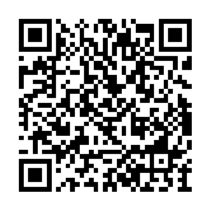 也只扛了一门肩炮和一柄魔法水晶驱动的链锯剑二维码生成