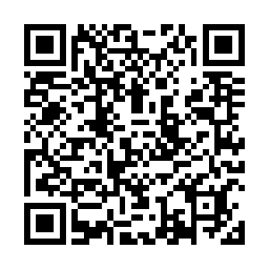 也就女王陛下可以让这个老板为他私人定制一顶帽子了二维码生成