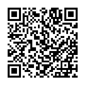 也就是自以为很了不起那种在剧情世界中不停地穿梭二维码生成