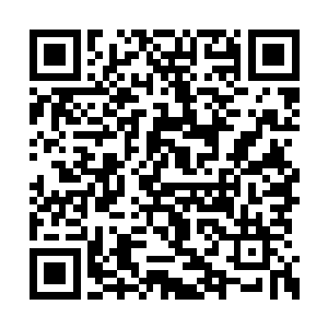 也抽不出空与艾丽丝和安吉丽娜这两个女人见面二维码生成