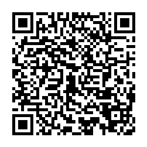 也眼看着佴倾璃双手捂着自己脖子上的冰凌凝形剑痛苦倒在地上挣扎二维码生成