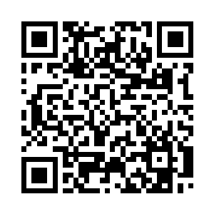 书写着密密麻麻碗口大的上古文字二维码生成