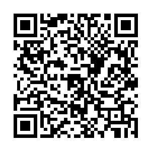 二三十岁正是女性既青春又散发着成熟魅力的年龄阶段二维码生成