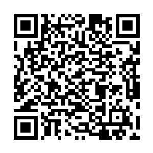 二人便在水底发现了一处直径足有四五丈方圆的水下岩洞二维码生成