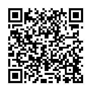 二人泪眼婆娑的盯着刘萱面脸羞涩的模样看了一会二维码生成