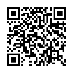 于承顿时反射性地顺声音传来的方向撇去一眼二维码生成