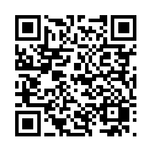 于是他不死心地丢了第二个法术过去二维码生成