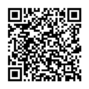 于是他开始在这个宗门里面漫无目的的走了起来二维码生成