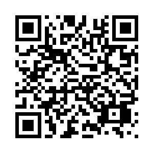 于是医生再一次的按在了她的胸口二维码生成