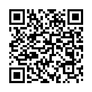 于是只能把蔡敏德请到厨房来叙话了二维码生成