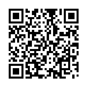 于是悄悄地在桌子底下推了推芮炳成二维码生成