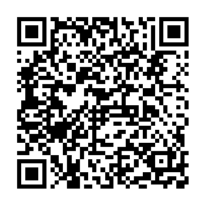 于是赵紫薇便在许多公开场合表示自己受不了酒店服务员的工作辛苦二维码生成