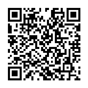 云岩和徐陌的嘴里也是忍不住发出一声气急败坏的声音二维码生成