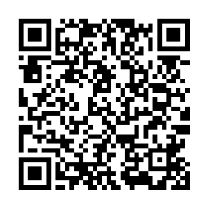 云峥坐在屋子里将宦官撵的远远地听自己老婆讲述这件事二维码生成