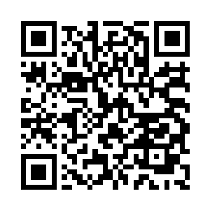 云峥坐在桌子前面用指头敲着桌子沉思了一会二维码生成