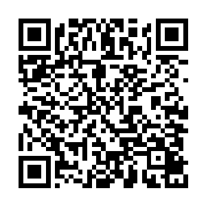 五个血焰包裹的血幽紫意犹未尽的站在白骨堆上二维码生成