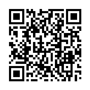 五位护卫也和她一样长久地眺望着四周二维码生成