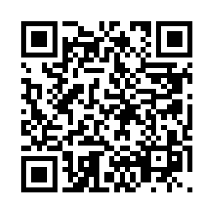 五百余道法术猛然间碰撞在土墙之上二维码生成