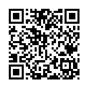 五颜六色的光芒在一块块碎片中穿梭绽放二维码生成