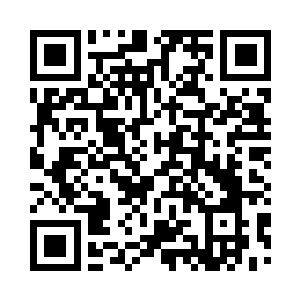 亚历克斯注意到了雨果和约瑟夫的视线二维码生成